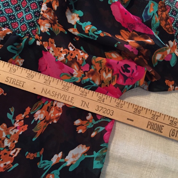 Pure Energy Floral tunic top Sz 3X Nwot - Picture 5 of 8